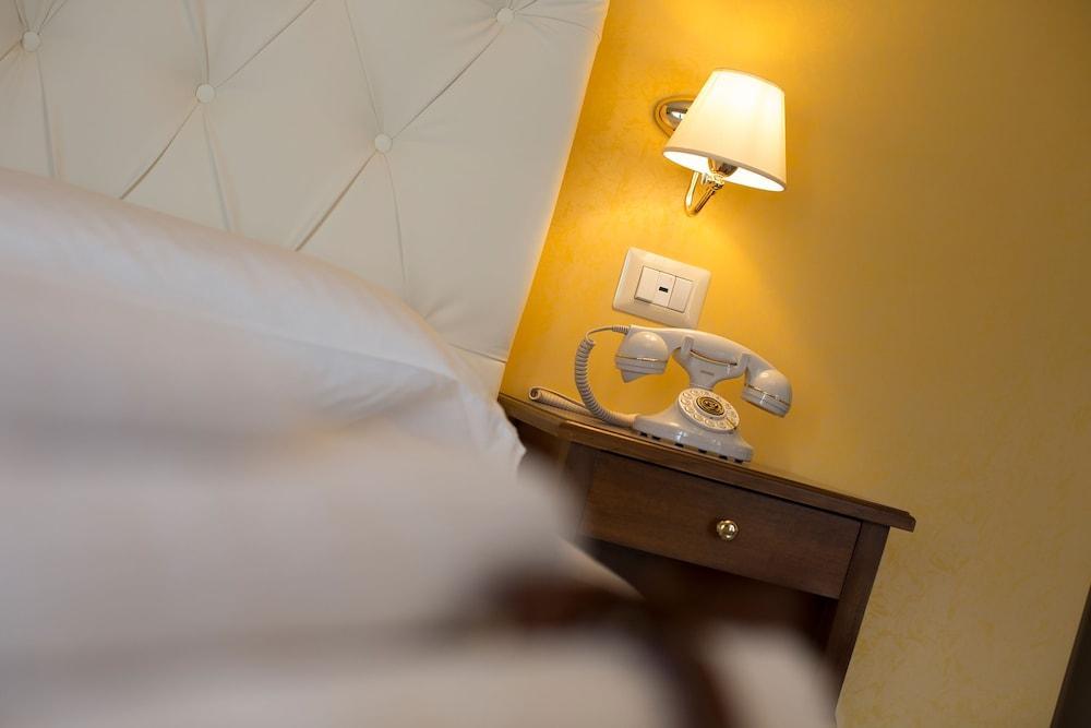 Neapolitantrips Hotel المظهر الخارجي الصورة